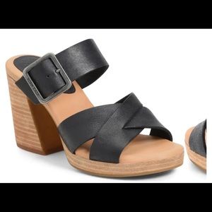 Black Leather- Size 9 HESPERIA SANDAL
By: KORK-EASE